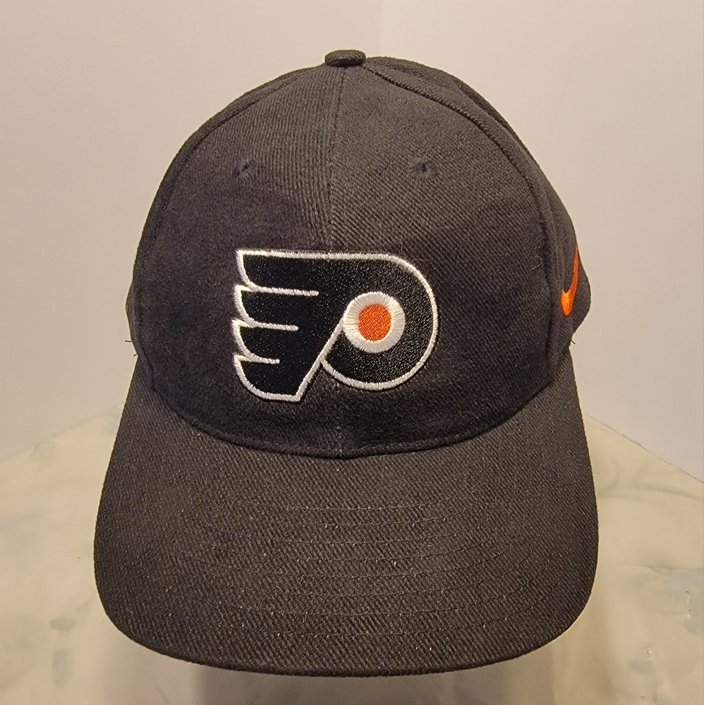 Nike Philadelphia Flyers Adjustable Strap Back Hat